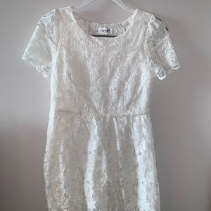 white lace dress
